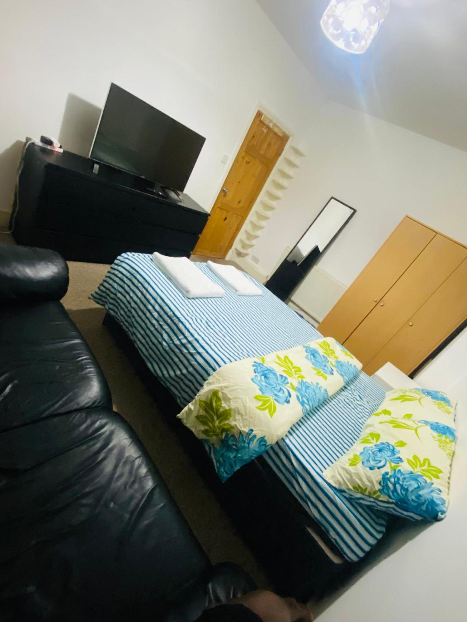 Greenwich Homestay *